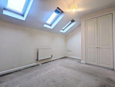Adams Land, Coalpit Heath, Bristol, BS36 - Photo 3