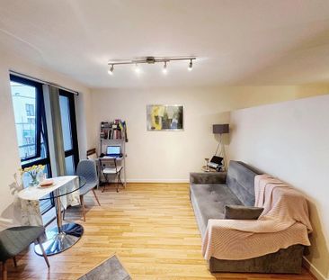 1 bedroom flat to rent - Photo 1