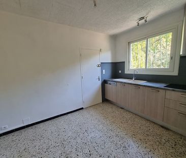 Location Maison 4 pièces 79m² - Photo 6