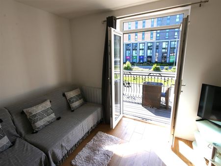 Flat 5, Woodside, Bournemouth BH1 - Photo 5