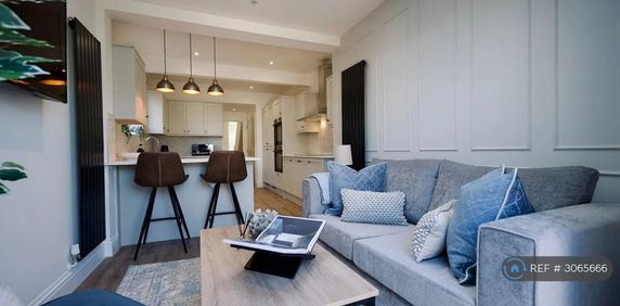 1 bedroom maisonette to rent - Photo 2