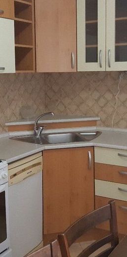 NA PRENÁJOM: 2-izbový byt s balkónom, Nábrežná ulica, Nové Zámky - Photo 1