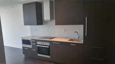 For Lease - 3018 Yonge Street Unit# 810, Toronto, Ontario - Photo 4