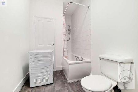 High Street, Sutton, SM1 - Photo 2