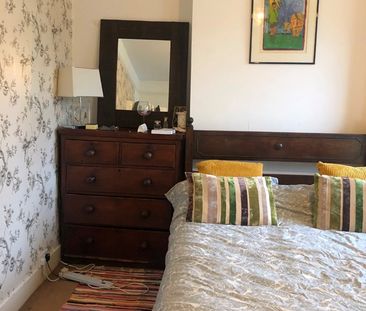 3 Bed Terraced House, Lainson Street, SW18 - Photo 5