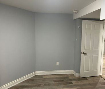 For Lease - 24 Neville Crescent, Brampton, Ontario - Photo 5