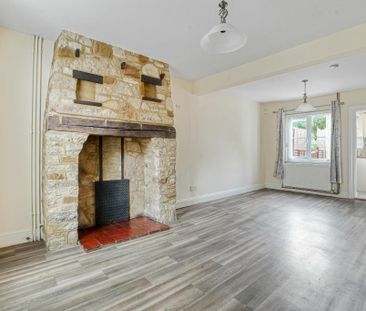 2 bedroom terraced house to rent - Photo 3