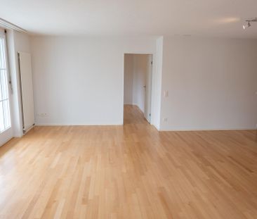 Schöne 3-Zi Wohnung an ruhiger und zentraler Lage - Foto 4