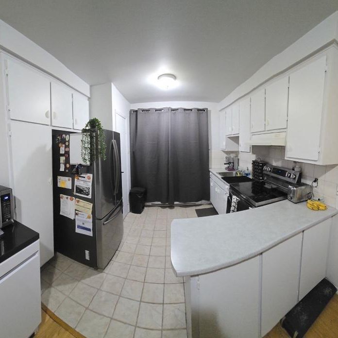 À Laval, un grand 4 1/2 à louer, disponible immédiatement - Photo 1