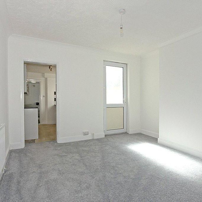 3 bedroom link detached house to rent - Photo 1