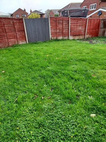 3 bedroom detached house to rent - Photo 4
