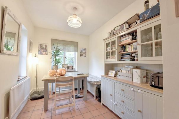 2 bedroom semi-detached house to rent - Photo 1