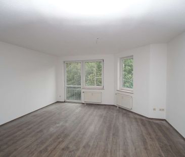 Erstbezug nach Renovierung! Tolle 3 Raumwohnung im neuen Glanz mit ... - Foto 2