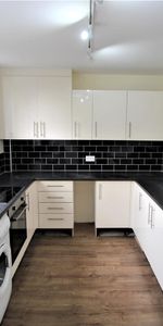 4 bedroom semi-detached house to rent - Photo 4