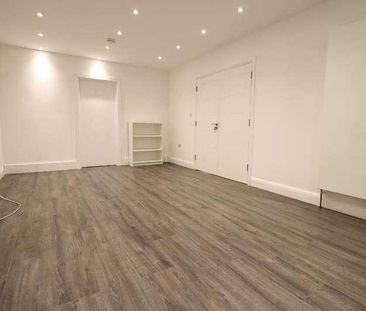 Edgwarebury Lane, Edgware, Middlesex, HA8 - Photo 1