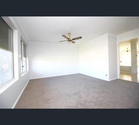 20 Florida Rd, Safety Bay, WA 6169 - Photo 1