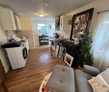 1 bedroom detached bungalow to rent - Photo 3