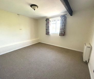 2 bedroom barn conversion to rent - Photo 3