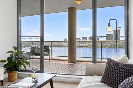 Impressive Waterview Lifestyle | Unfurnished - Photo 5