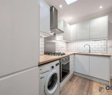 Regents Park Road, London, N3 - Photo 5