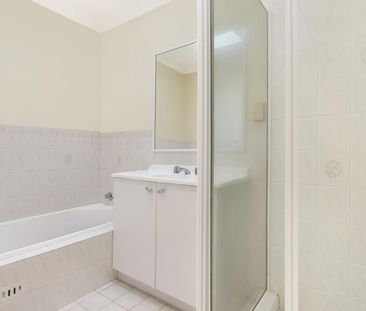 Immaculate Duplex - Photo 5