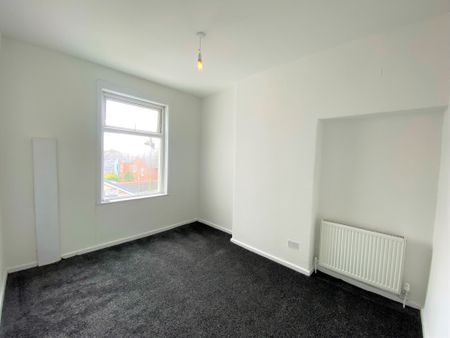 Hanbury Street, Ashton-on-Ribble - Photo 2