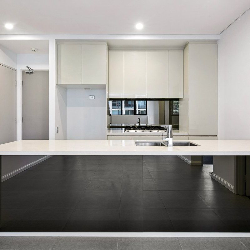 Premium Three-Bedroom Apartment I Spacious Layout & Luxe Interiors - Photo 1