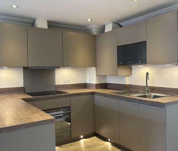 Portlock Road, SL6 - Photo 1