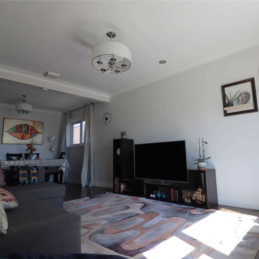 For Lease - 1382 Warden Avenue Unit# Main, Toronto, Ontario - Photo 1