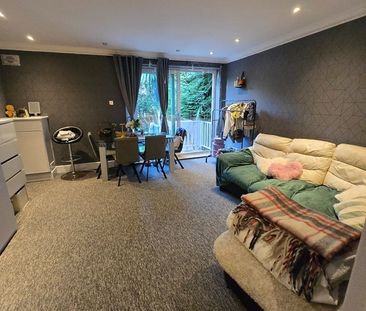 2 Bed Flat, Sunningfields Road, NW4 - Photo 2