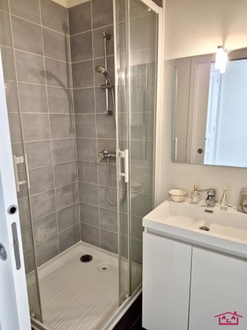 Location Appartement 3 pièces 62m² GRENOBLE 38000 - Photo 3