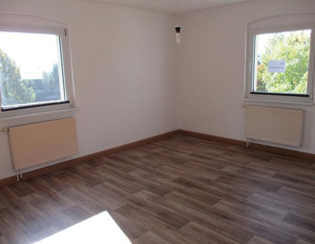 Attraktive 2-Zimmer-Wohnung mit 56,08 m² Wohnfläche in Wernsdorf zu vermieten- ländlich schön Wohnen - Photo 1