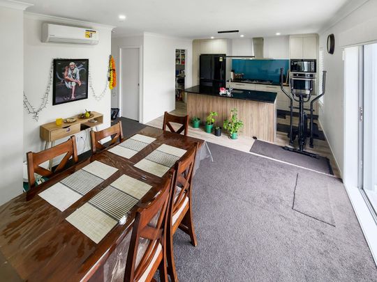 Kenepuru Townhouse - Photo 1