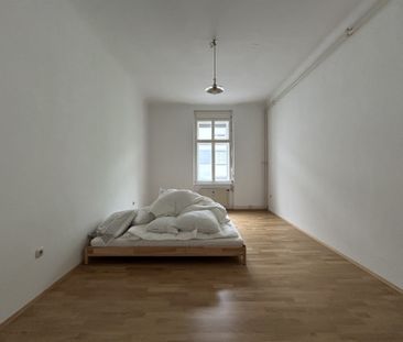 Charmante Altbauwohnung mit großzügigen Freiflächen - Photo 3