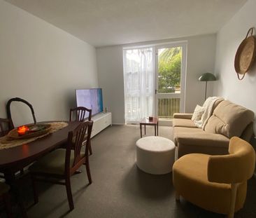 Alexandria - Photo 2