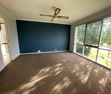 Greensborough - Photo 2