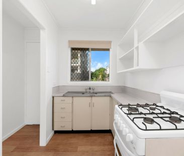 RECENTLY UPDATED, TWO BEDROOM UNIT IN HEART OF NUNDAH - Photo 6