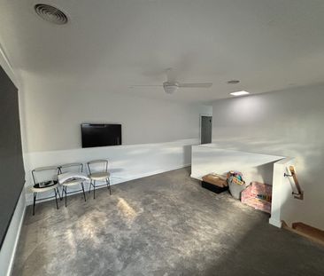 Beautiful home in great location - Photo 1