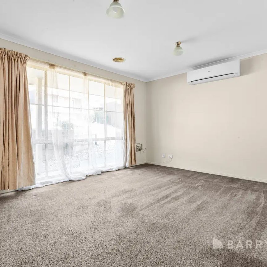 23 Shetland Court, Pakenham VIC 3810 - Photo 1