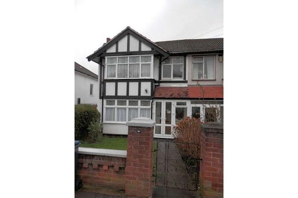 Old Oak Road, Kings Norton, Birmingham, B38 - Photo 1