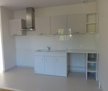 Location Appartement 3 pièces 60m² LE CREUSOT 71200 - Photo 6