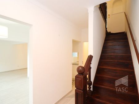 Moradia T4 em Lisboa - Photo 2