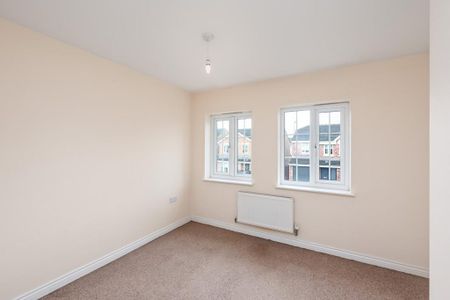 4 bedroom detached house to rent - Photo 5