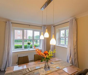 4 bedroom detached house to rent - Photo 3