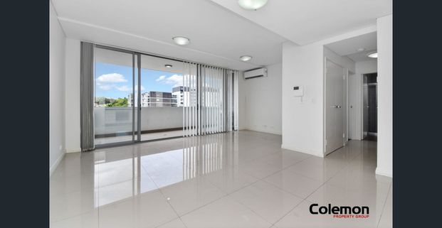 Stunning Apartment in the Heart of Canterbury - Photo 1