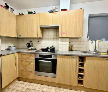 Wayland Close, Bracknell, Berkshire, RG12 - Photo 2