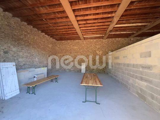 Rental House - Photo 1