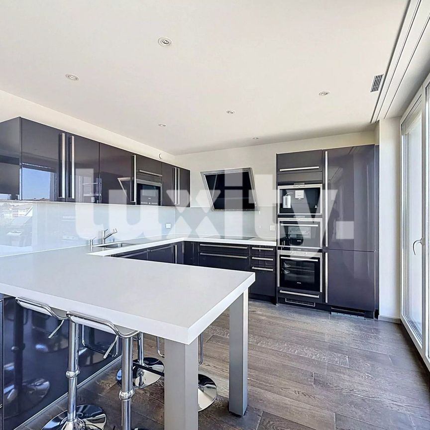 6 Zimmer, 160 m² - Foto 1