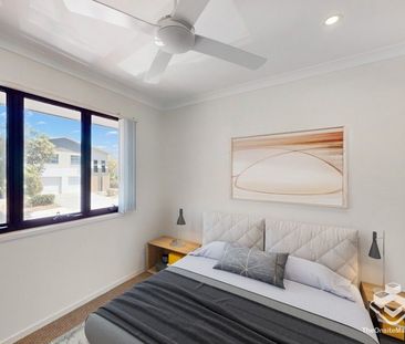 3 bedroom 2 level townhouse - Photo 6