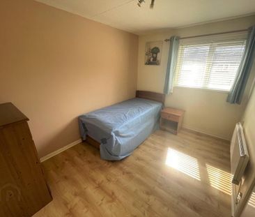 9c Dungoyne Park, Dundonald, Belfast, BT16 2PL - Photo 4